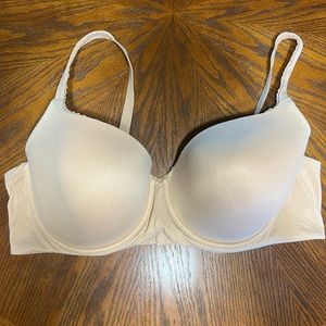 Victoria’s Secret Nude Bra 40DD